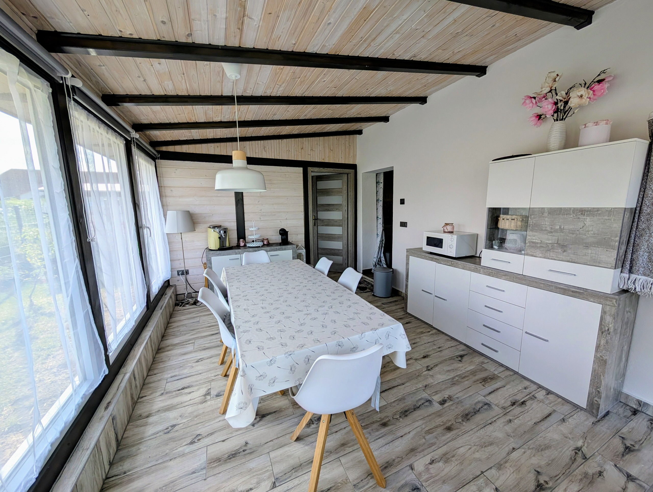 ferienhaus_magnolie-essbereich-03